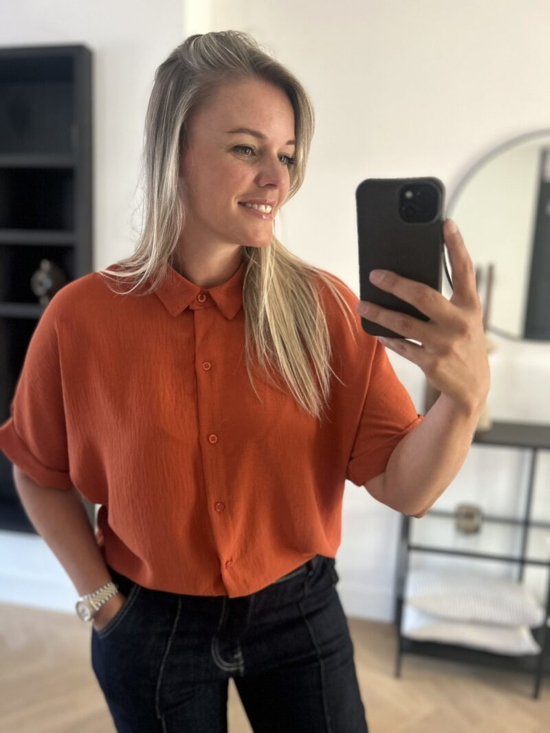 Musthave blouse doorknoop brique